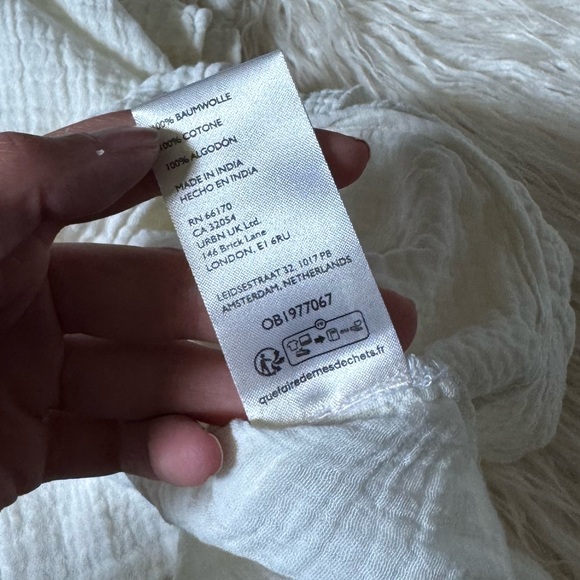 Free People Ruffle Gauzy Flowy Blouse Off White - Picture 6 of 6